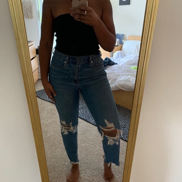 American Eagle RIPPED Mom Jeans - Picture 1 of 3